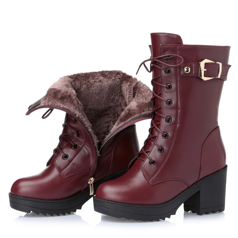 Bottes Martin en cuir pour femmes, confort et style.